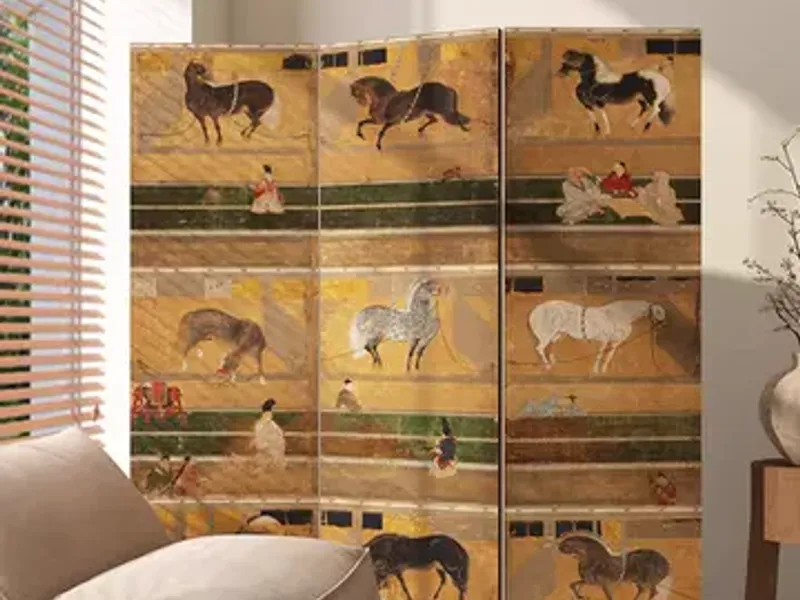 屏風の馬